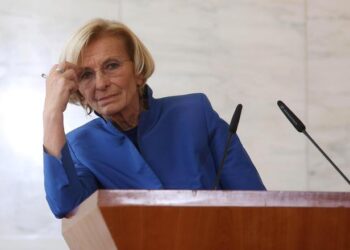 Quando Emma Bonino annunciò di avere un  tumore al polmone