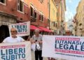 Attivisti fuori dal Consiglio Veneto, oggi si volta la legge sul fine vita
