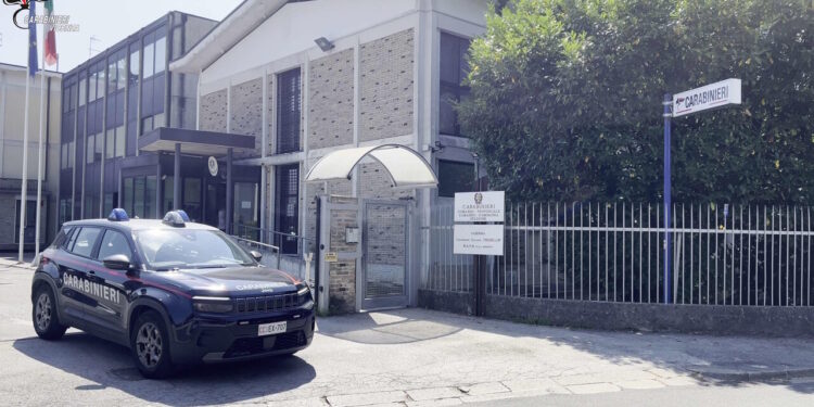 Uomo ucciso a coltellate dal figlio durante una lite nel Vicentino