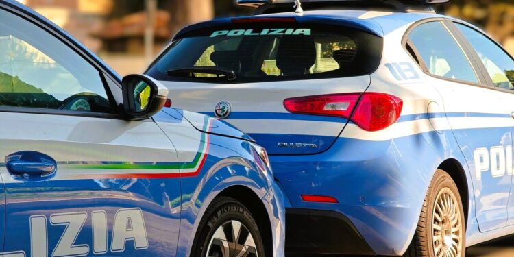 Giovane accoltellato a Taranto nella notte, ferito al torace