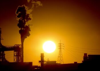 Lavoratori dell’ex Ilva in cassa integrazione, il piano del Governo in attesa dell’offerta italiana