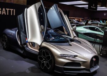 Porsche ha venduto le sue quote in Bugatti: chi controlla ora il marchio