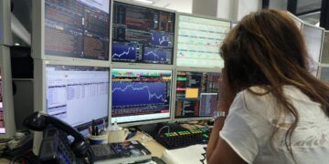 Cresce ancora lo spread tra Btp e Bund, 89 punti base e rendimenti al 4,42%