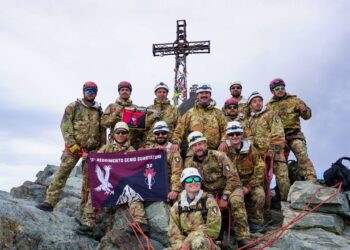 Guastatori alpini ‘Taurinense’ in vetta al Monviso, concluso addestramento