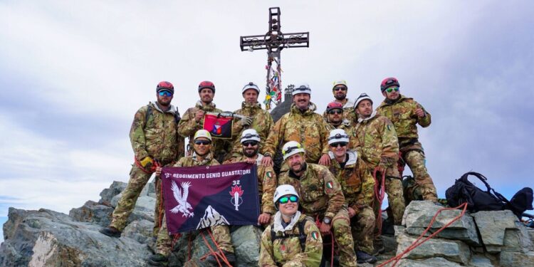 Guastatori alpini ‘Taurinense’ in vetta al Monviso, concluso addestramento