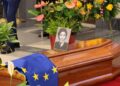 L’addio a Emma Bonino, oggi dalle 10 alle 19 riapre la camera ardente in Campidoglio
