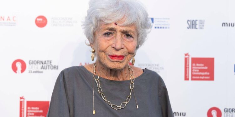 Luciana Castellina: ‘Non rinuncio al comunismo, va cercata una società di libertà e uguaglianza’