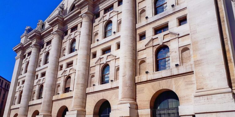 Borsa: Europa in rialzo, Francoforte +0,14%