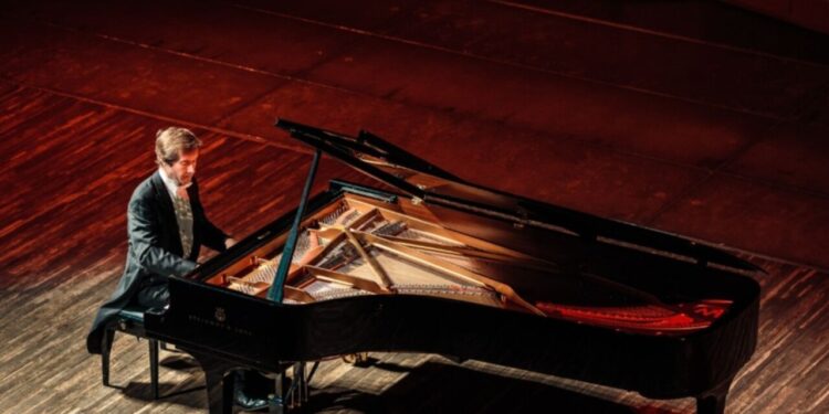 Lugansky e i Concerti per pianoforte di Rachmaninoff, gran finale a Santa Cecilia