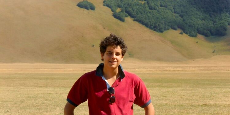 Carlo Acutis, a 20 anni dalla morte un film tv su Canale 5 e un documentario
