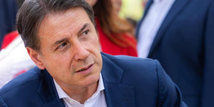 Centrosinistra, Conte: “No a caminetti e segrete stanze per scegliere il leader”