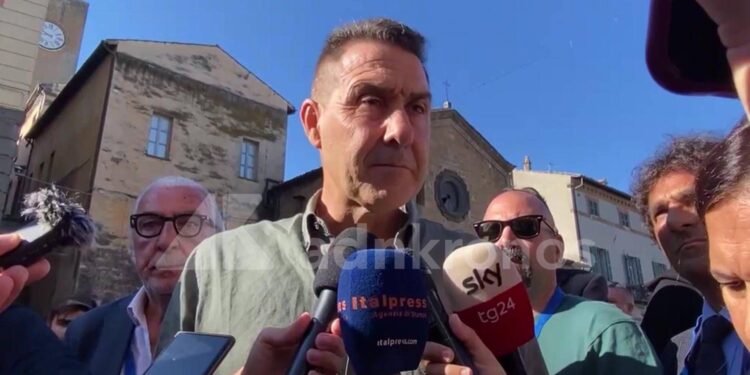 Vannacci: “Salvini in calo di consenso? Mi auguro che crisi sia presto superata”